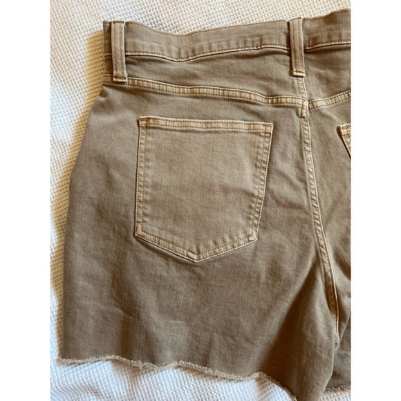 Gap, Size 34 Beige Jean Short - Picture 2 of 4